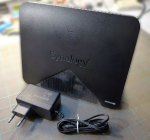 Synology MR2200AC - 03.jpg